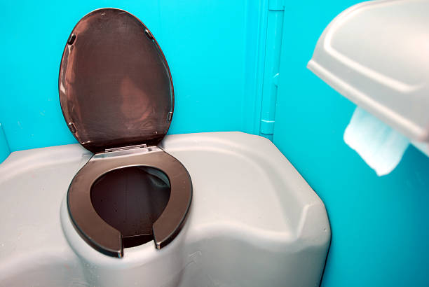 Best Luxury portable toilet rental  in Bell Gardens, CA